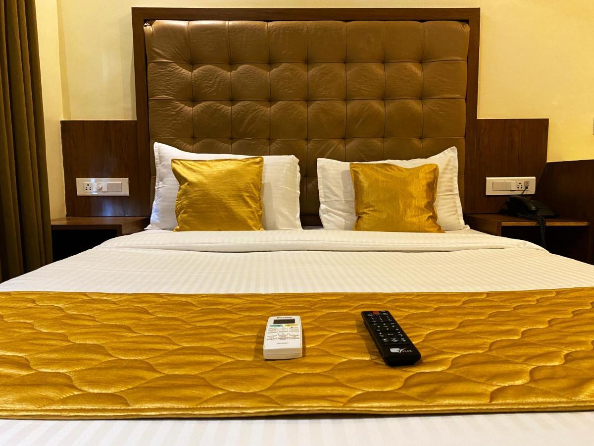 Hotel Pearl'S Bkc Inn- Near Trade Centre, Visa Consulate 孟买 外观 照片