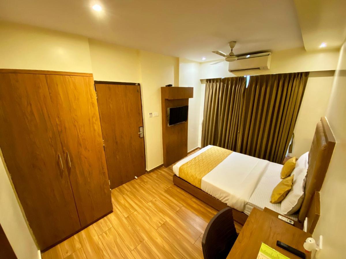 Hotel Pearl'S Bkc Inn- Near Trade Centre, Visa Consulate 孟买 外观 照片