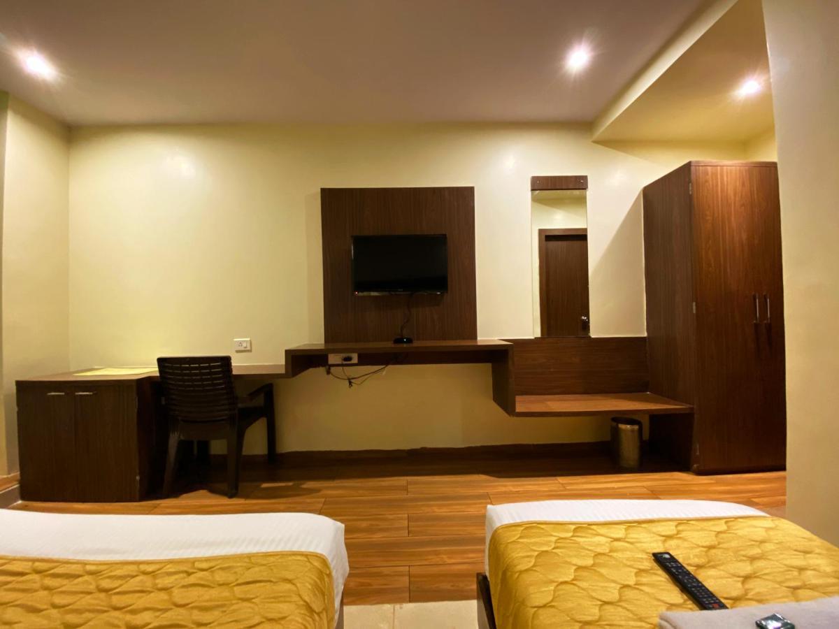 Hotel Pearl'S Bkc Inn- Near Trade Centre, Visa Consulate 孟买 外观 照片