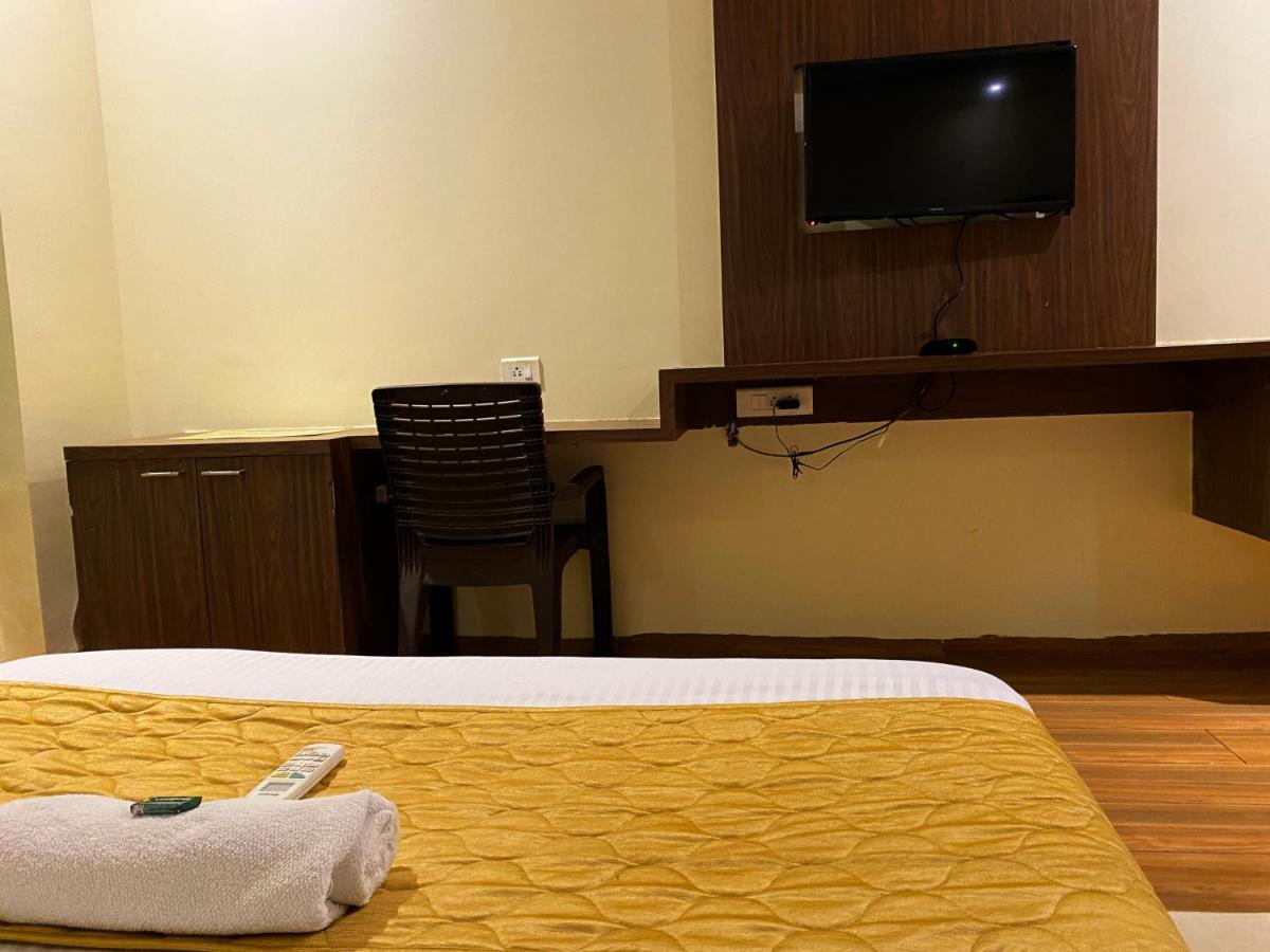 Hotel Pearl'S Bkc Inn- Near Trade Centre, Visa Consulate 孟买 外观 照片