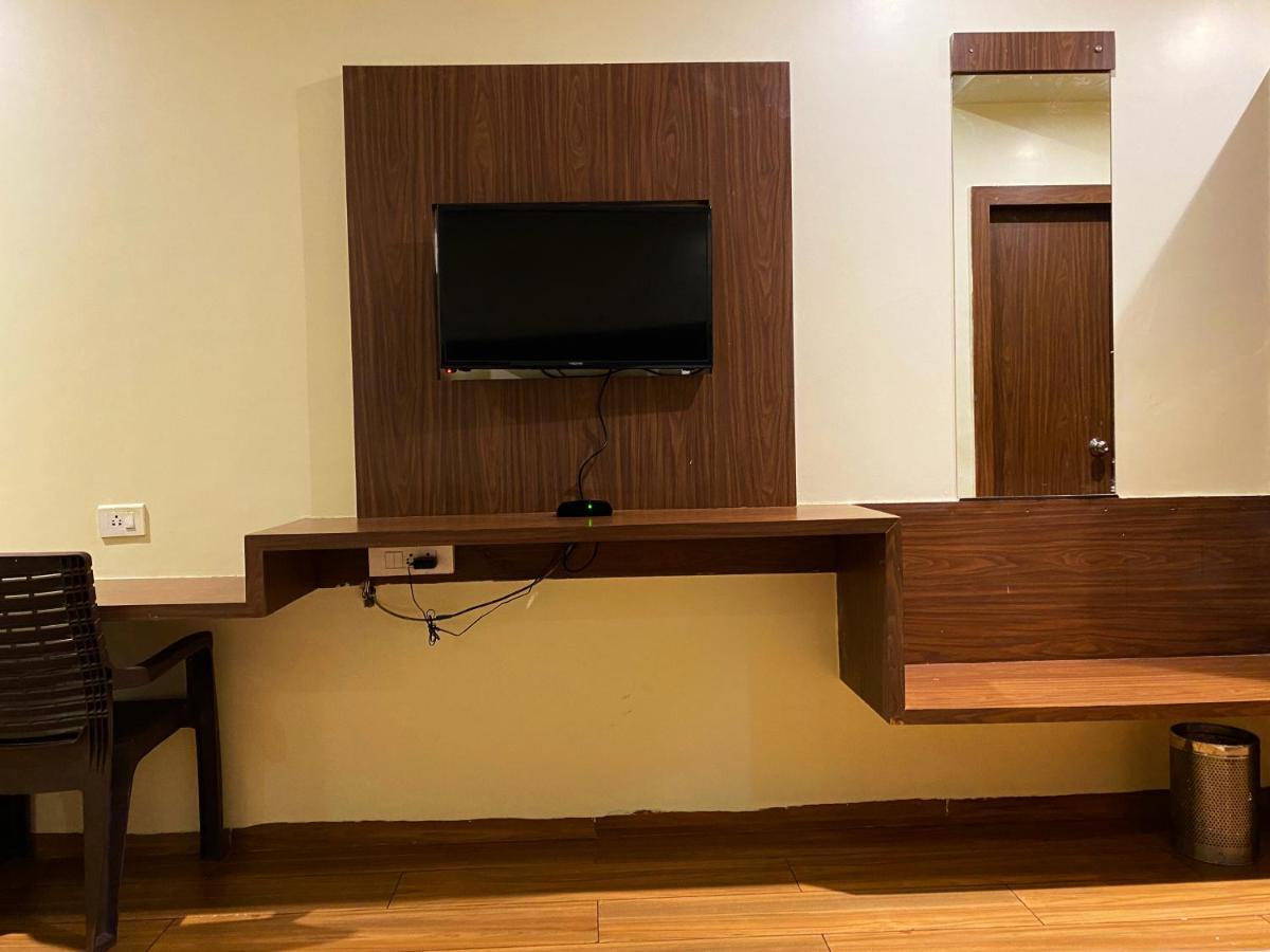 Hotel Pearl'S Bkc Inn- Near Trade Centre, Visa Consulate 孟买 外观 照片